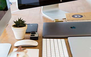 人气最高的股票配资app:在手机上怎么抄股票-多家AI眼镜产业链公司业绩增长 机构看好行业投资机会